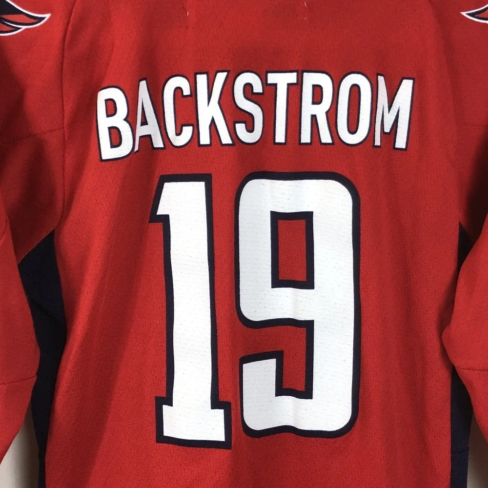 Reebok Premier NHL Washington Capitals Backstrom #19 Hockey Jersey Youth S/M Red